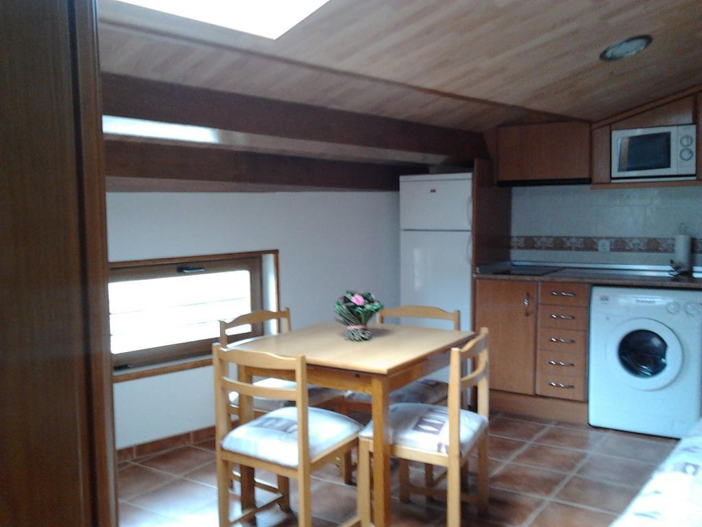 Apartamento La Ontina La Puebla De Valverde Habitación foto